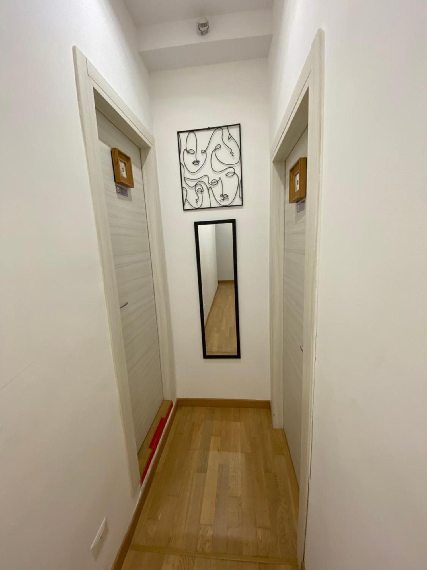 Domus Castroni Germanico Bed & Breakfast Rome Exterior photo